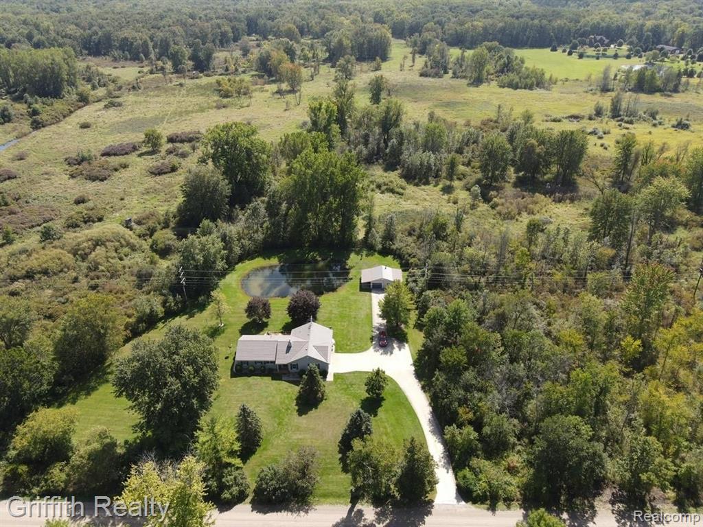7325 Munsell Road Howell, MI 48843 - Photo 2 of 70