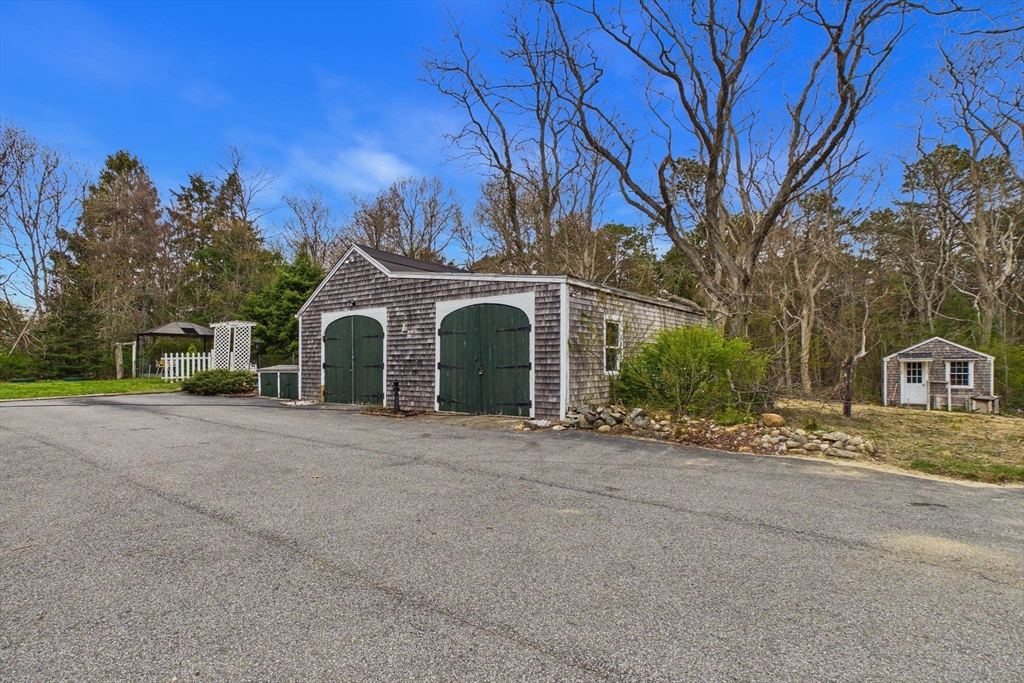 243 Old County Road Sandwich, MA 02537 - Photo 12 of 39