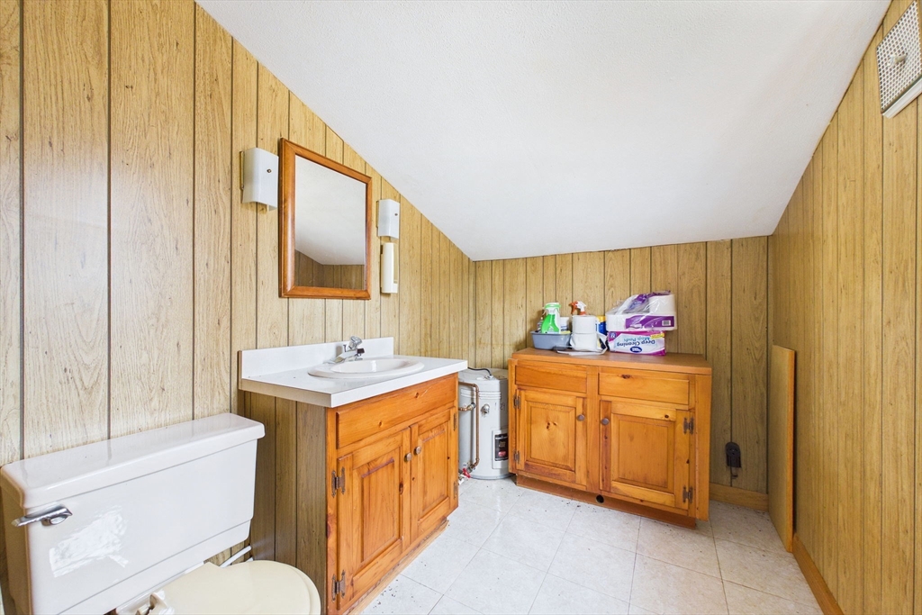 243 Old County Road Sandwich, MA 02537 - Photo 30 of 39