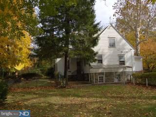 598 Haverford Road Haverford, PA 19003 - Photo 5 of 6 Gallery Image 5