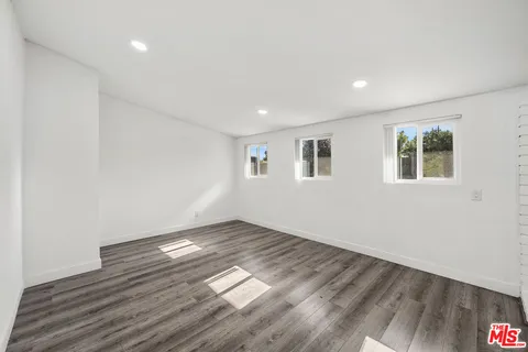 $4,000 | 8153 Tunney Avenue, Reseda, CA 91335