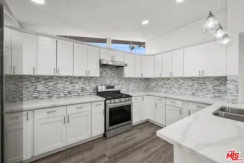 $4,000 | 8153 Tunney Avenue, Reseda, CA 91335