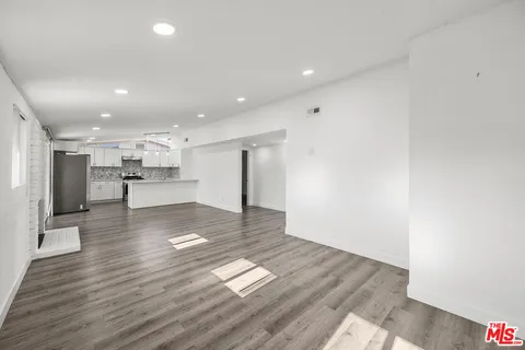 $4,000 | 8153 Tunney Avenue, Reseda, CA 91335