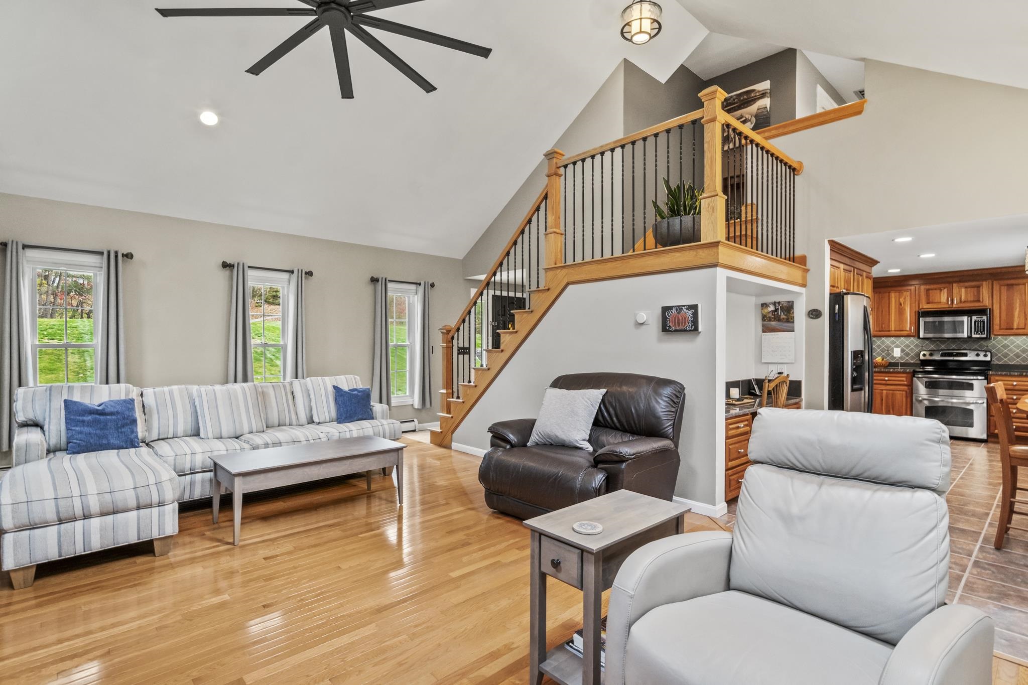 3 Hillside Road Windham, NH 03087 - Photo 4 of 40