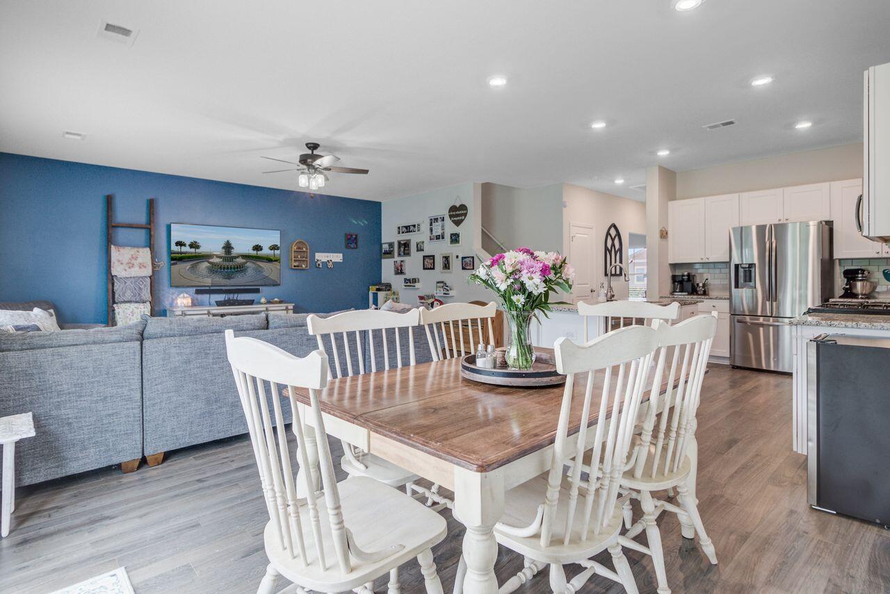 493 Spanish Wells Road Summerville, SC 29486 - Photo 16 of 50 Dining Area