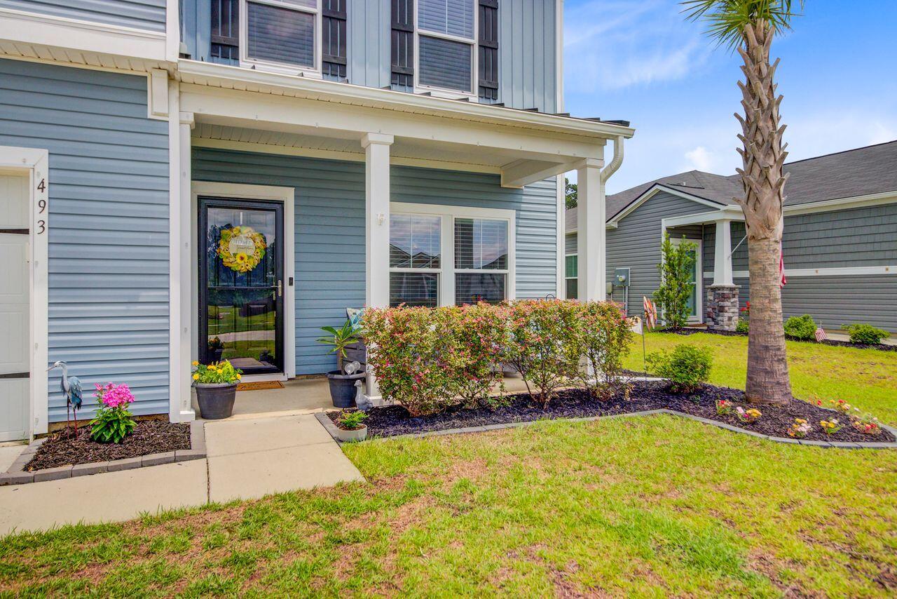 493 Spanish Wells Road Summerville, SC 29486 - Photo 4 of 50 Front Porch