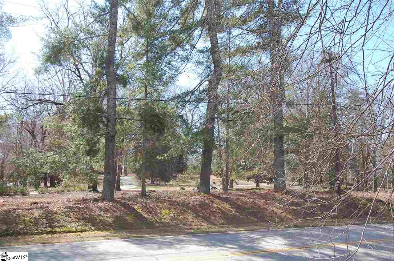 1303 Roe Ford Road Greenville, SC 29617 - Photo 2 of 12 Gallery Image 2