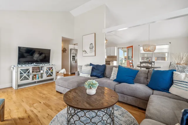 $3,000 | 131 Franklin Street, Seabrook, NH 03874