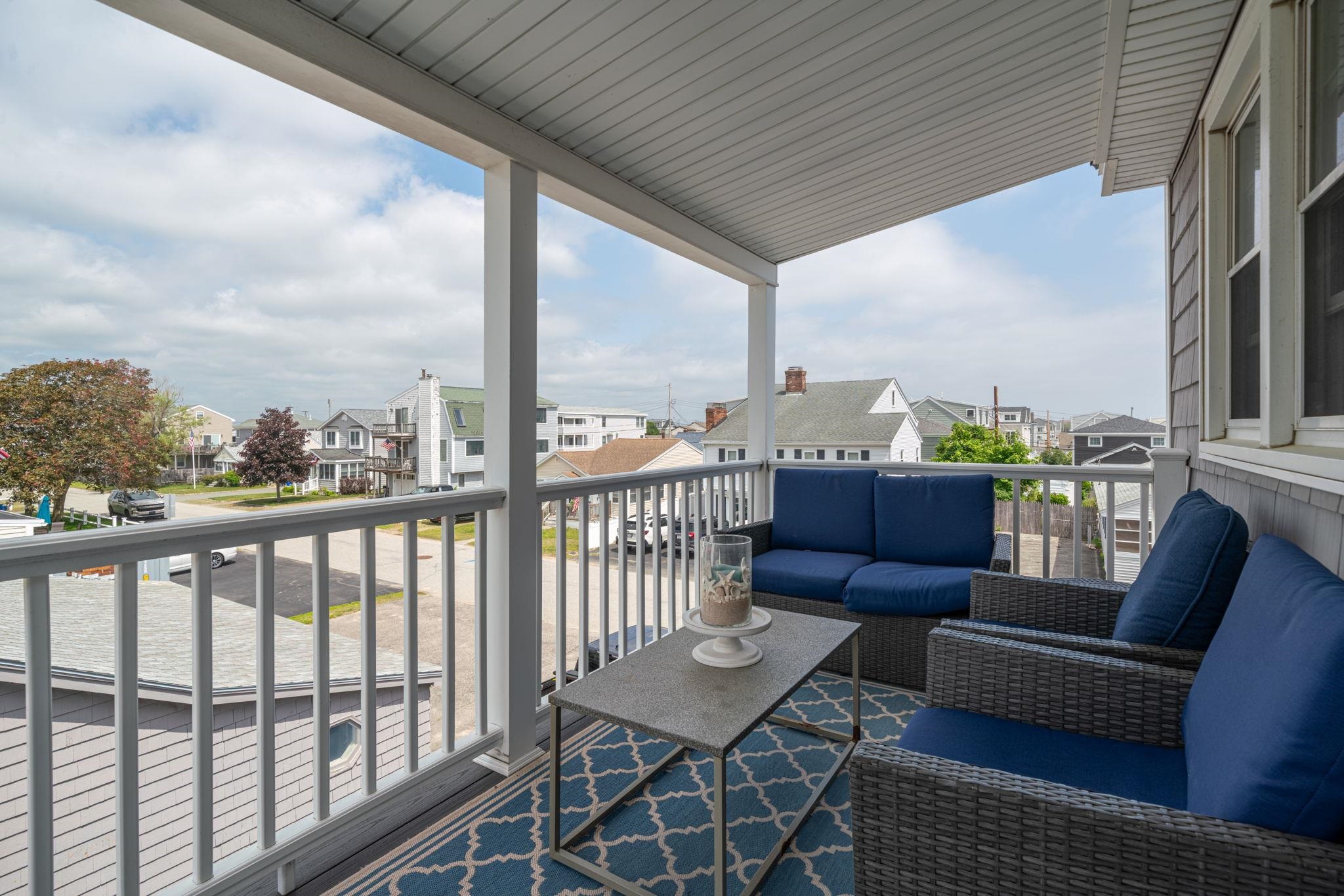 131 Franklin Street Seabrook, NH 03874 - Photo 3 of 36