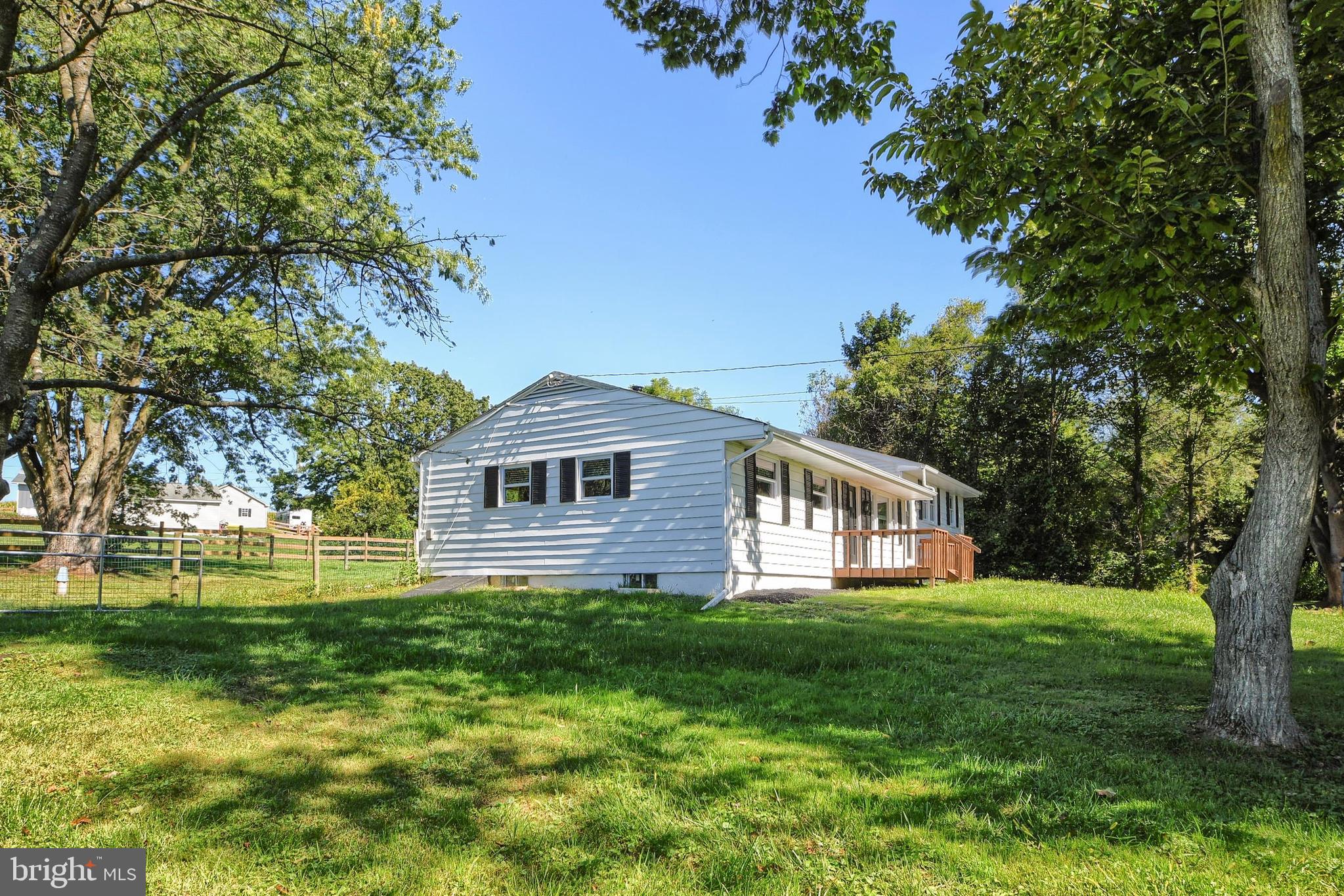 7 Station Road Parkesburg, PA 19365 - Photo 4 of 39