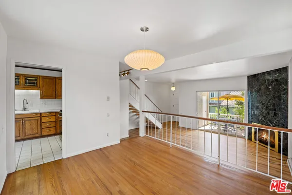 a view of a entryway