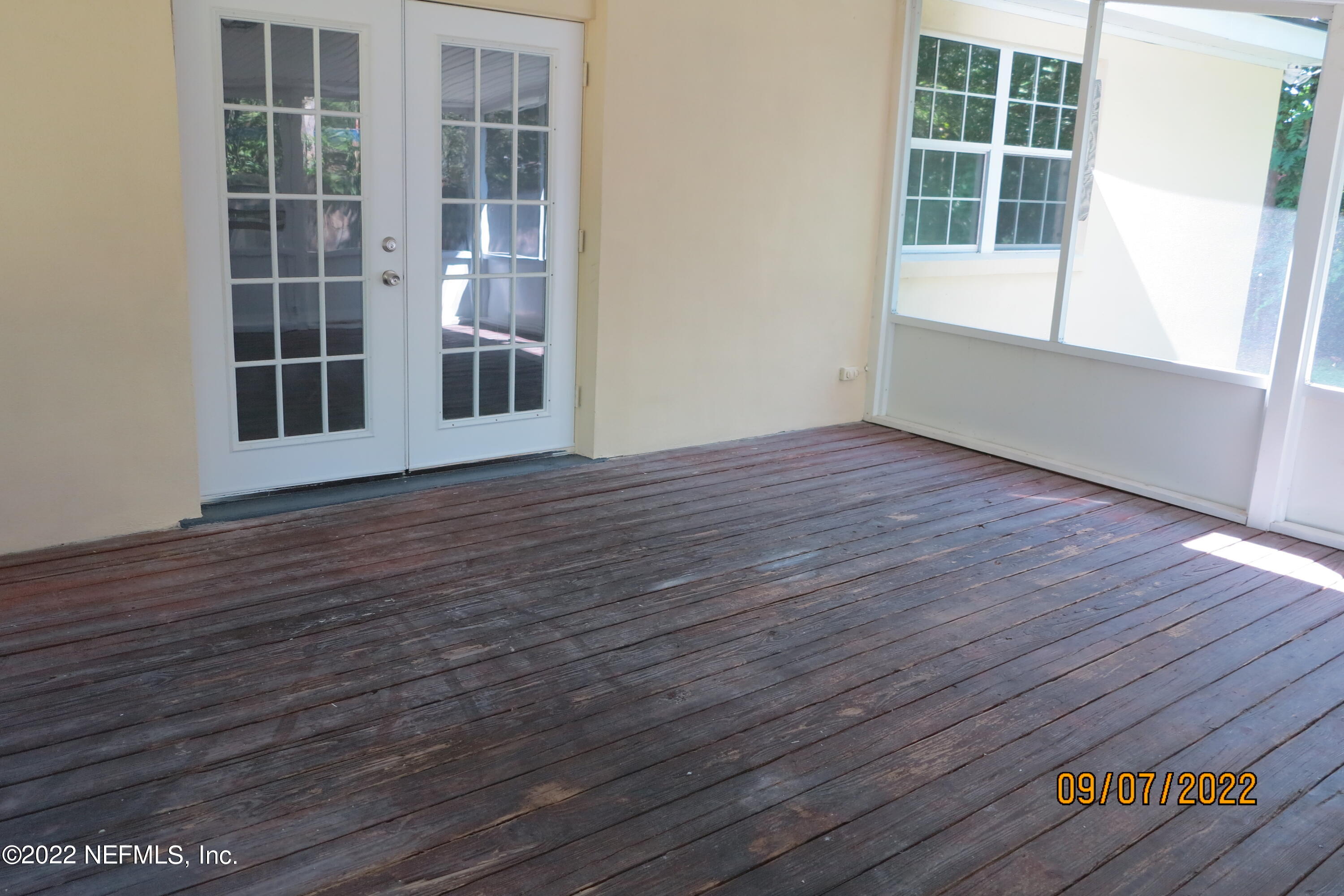 2448 Sam Road Jacksonville, FL 32216 - Photo 35 of 43 Screened in Porch view 2