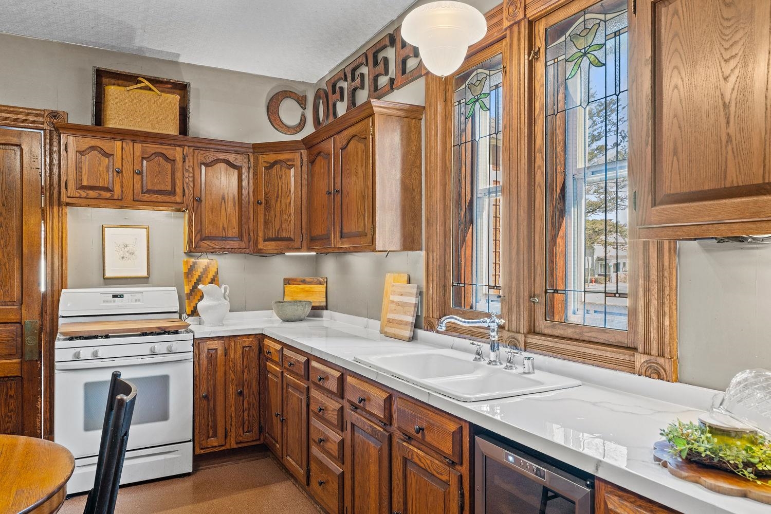 518 East Main Street Reedsburg, WI 53959 - Photo 5 of 58