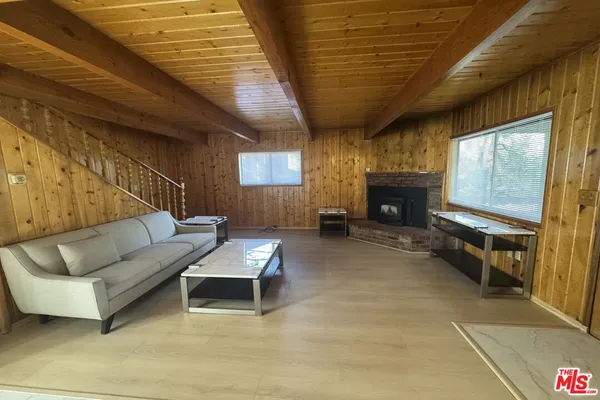 $2,150 | 2317 Maplewood Way, Pine Mountain Club, CA 93222