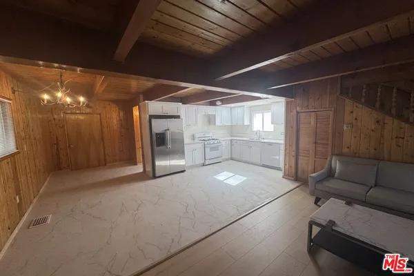 $2,150 | 2317 Maplewood Way, Pine Mountain Club, CA 93222