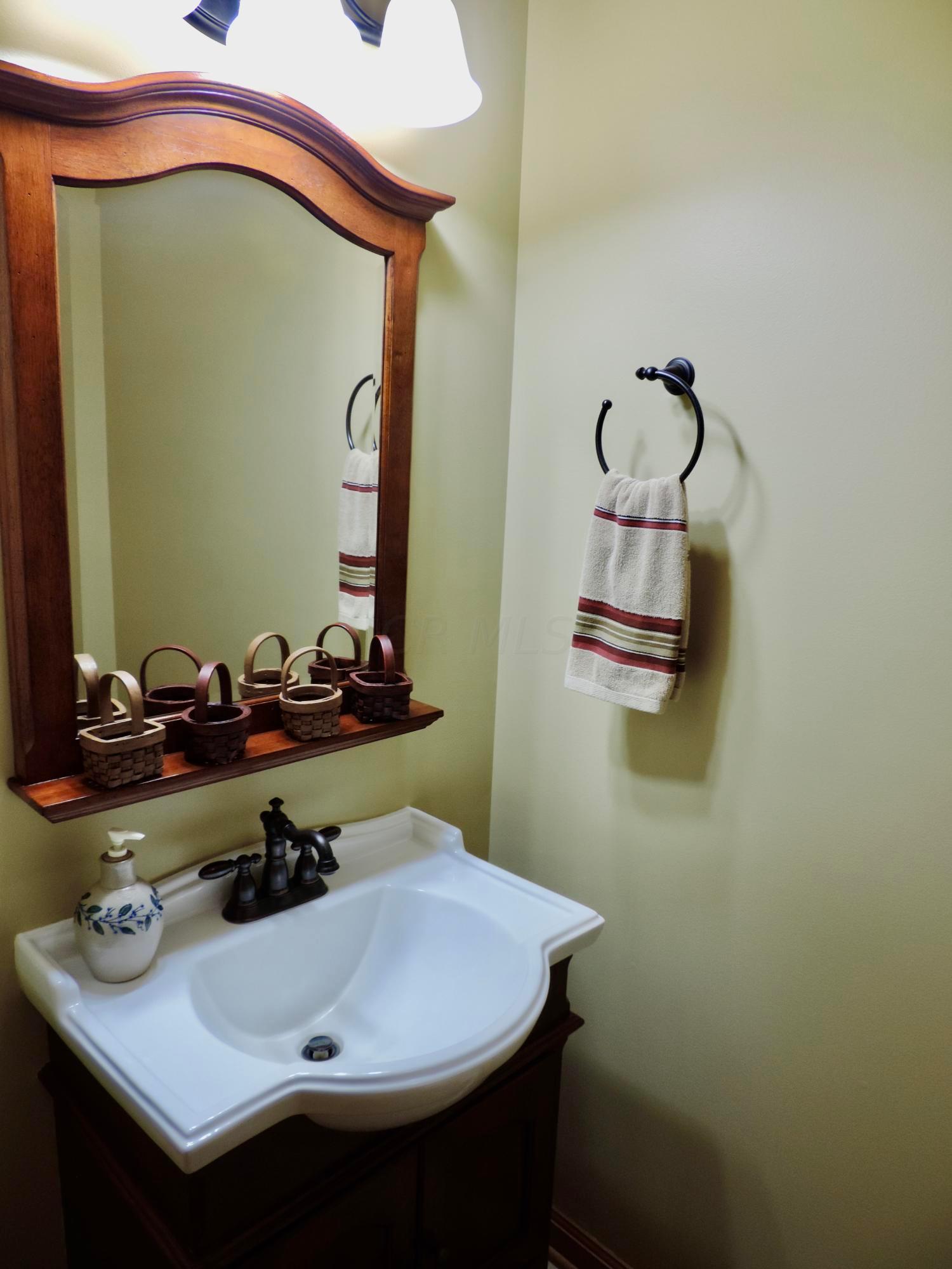 2624 Basil Western Road Northwest Baltimore, OH 43105 - Photo 15 of 48 Gallery Image 15