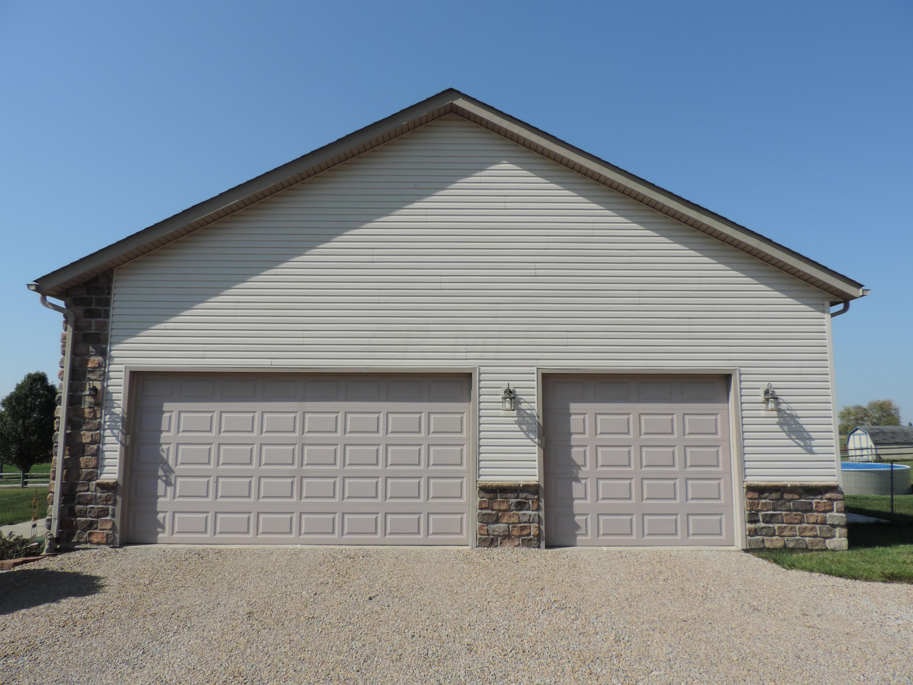 2624 Basil Western Road Northwest Baltimore, OH 43105 - Photo 4 of 48 Gallery Image 4