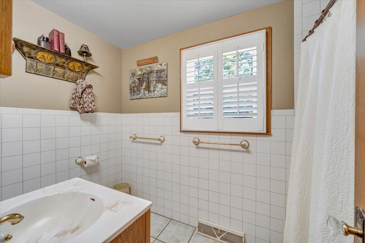 674 Old Furnace Road Southwest Floyd, VA 24091 - Photo 35 of 103 036-MIB06549