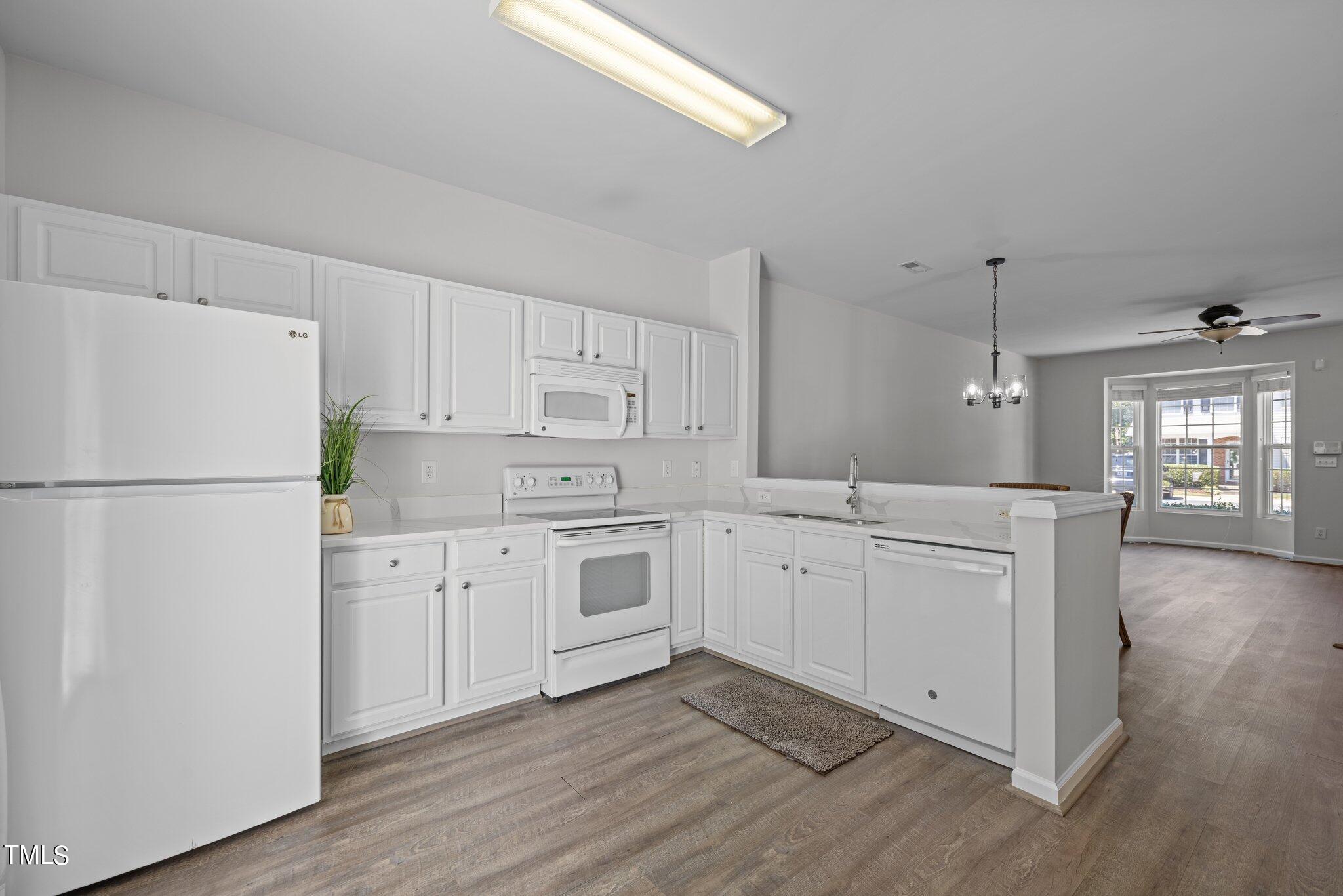 1704 Sorrell Brook Way Raleigh, NC 27609 - Photo 16 of 33 12-web-or-mls-5Z8A3579