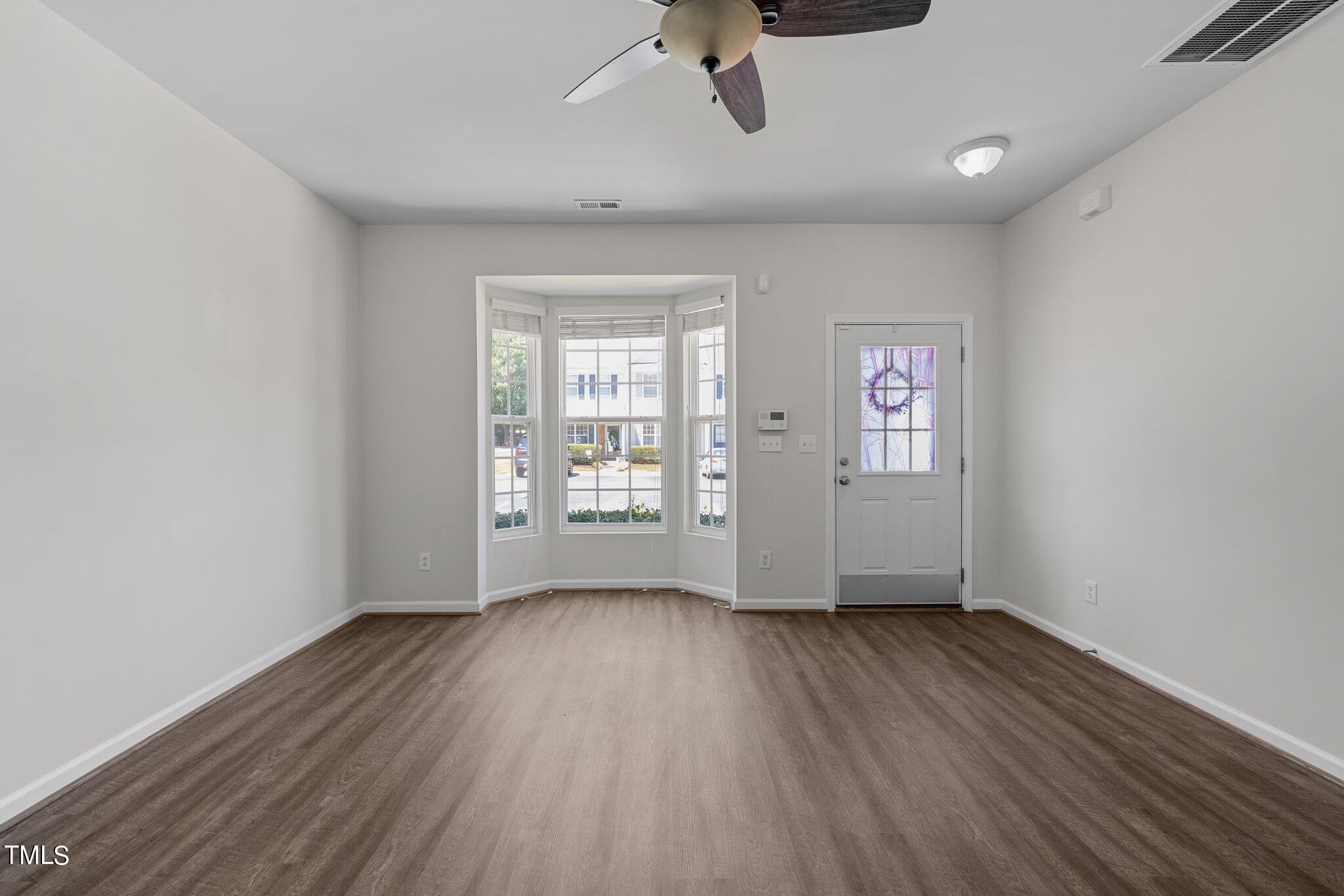 1704 Sorrell Brook Way Raleigh, NC 27609 - Photo 9 of 33 5-web-or-mls-5Z8A3555