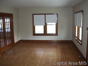 1714 Mound Road Jacksonville, IL 62650 - Photo 5 of 12 Gallery Image 5