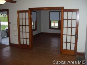1714 Mound Road Jacksonville, IL 62650 - Photo 6 of 12 Gallery Image 6