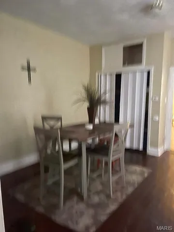 $300,000 | 3240 Gravois Avenue, St. Louis, MO 63118