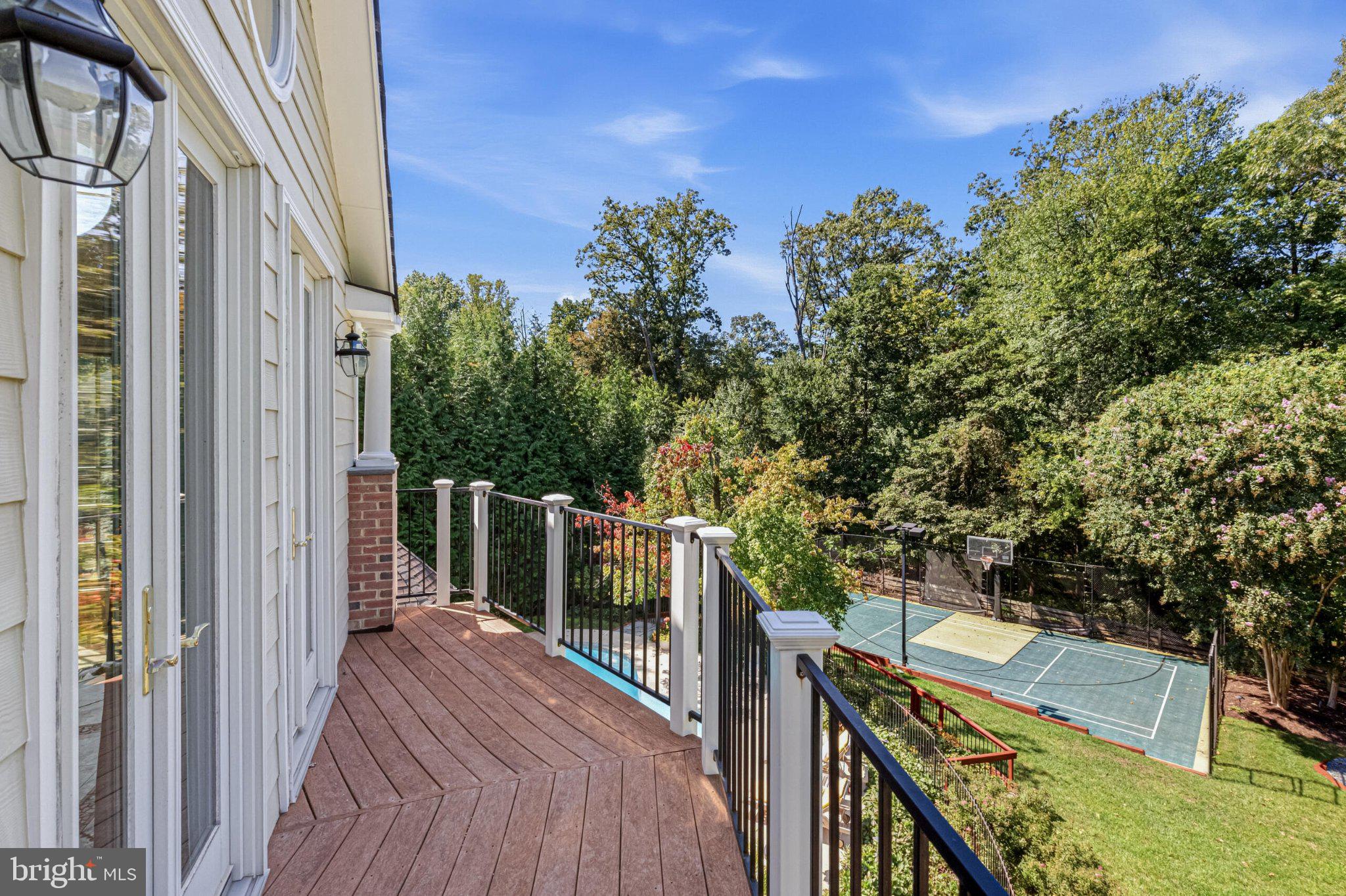 1236 Tottenham Court Reston, VA 20194 - Photo 41 of 82 Gallery Image 41