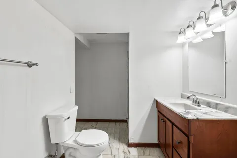 $385,000 | 2090 Carnelian Lane, Eagan, MN 55122