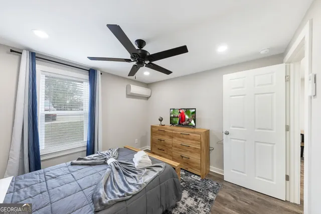 $1,900 | 243 North Georgia Avenue, Unit B, Bremen, GA 30110