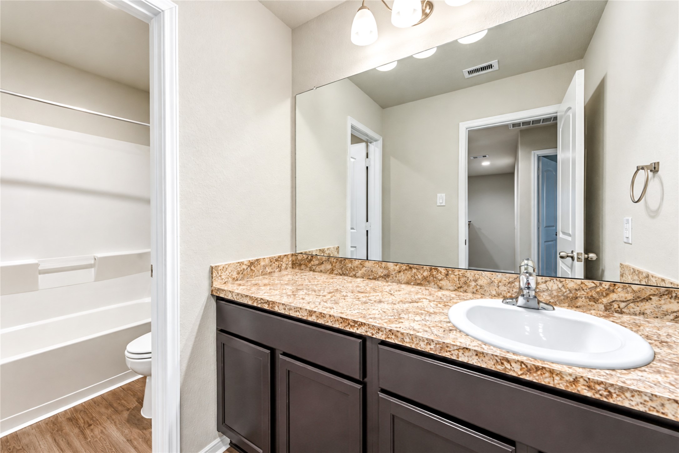 1058 Rancho Grande Drive Channelview, TX 77530 - Photo 28 of 50 Gallery Image 28