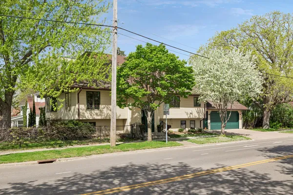 $550,000 | 707 Hamline Avenue South, St. Paul, MN 55116