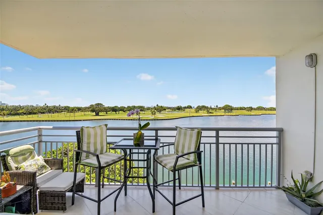 $1,175,000 | 9250 West Bay Harbor Drive, Unit 5A, Bay Harbor Islands, FL 33154