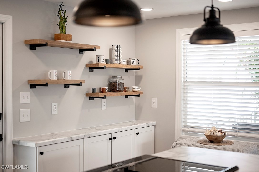 340 Mattie Avenue Fort Myers, FL 33908 - Photo 10 of 41