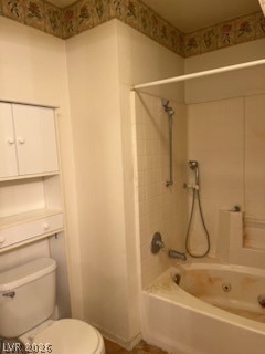 8070 West Russell Road, Unit 1057 Las Vegas, NV 89113 - Photo 5 of 10 Clean lines define this bathroom with a spacious bathtub for relaxation.