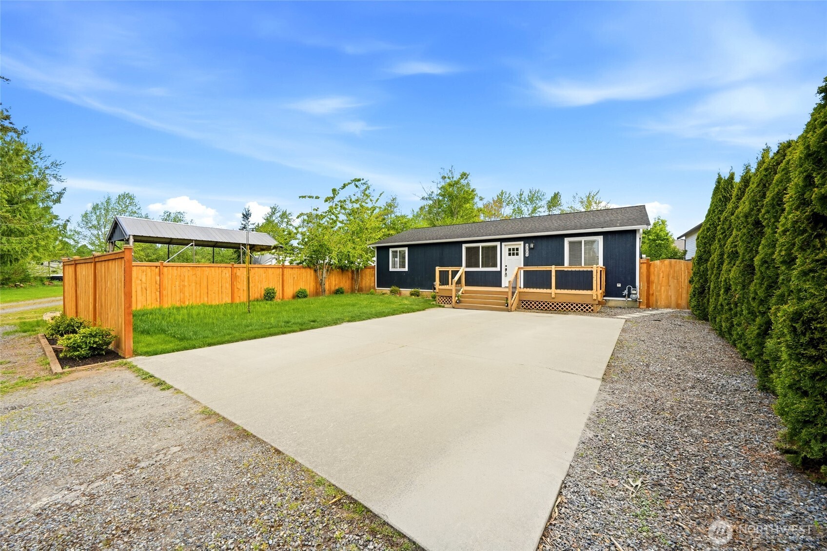 3523 Bennett Drive Bellingham, WA 98225 - Photo 3 of 40