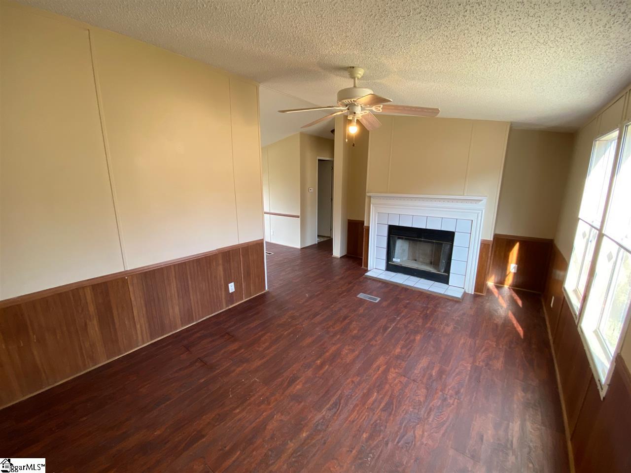 2583 Boyd Road Laurens, SC 29360 - Photo 4 of 13 Gallery Image 4