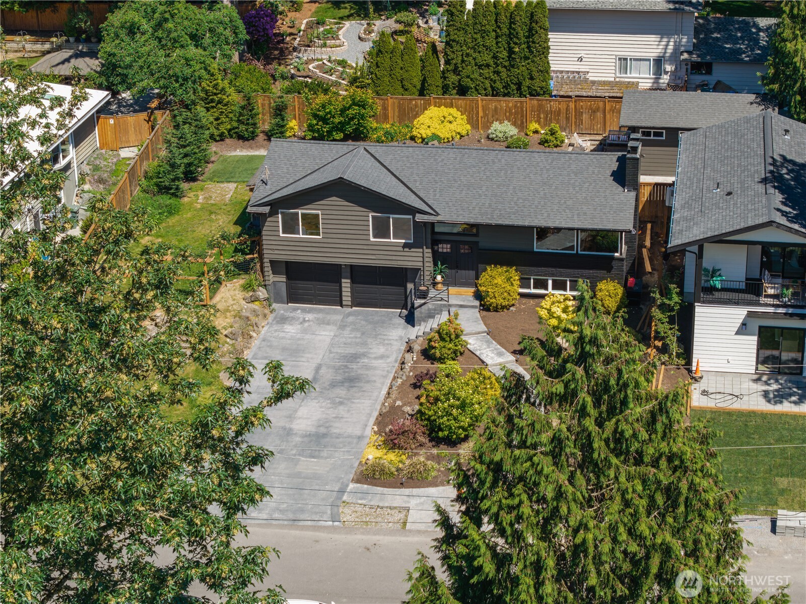 19927 89th Place West Edmonds, WA 98026 - Photo 31 of 33