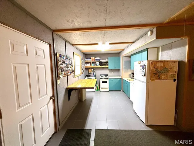 $159,000 | 41961 Pleasant Cove Place, Perry, MO 63462