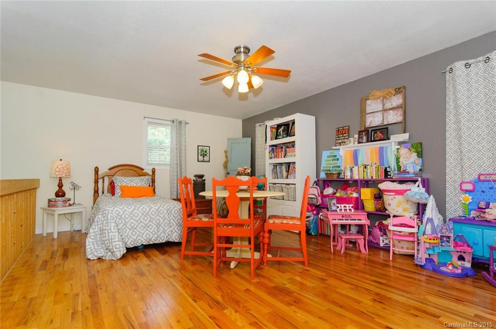 358 Blackberry Ridge Road Burnsville, NC 28714 - Photo 19 of 24 Gallery Image 19