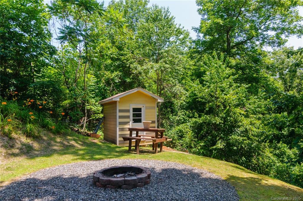 358 Blackberry Ridge Road Burnsville, NC 28714 - Photo 22 of 24 Gallery Image 22