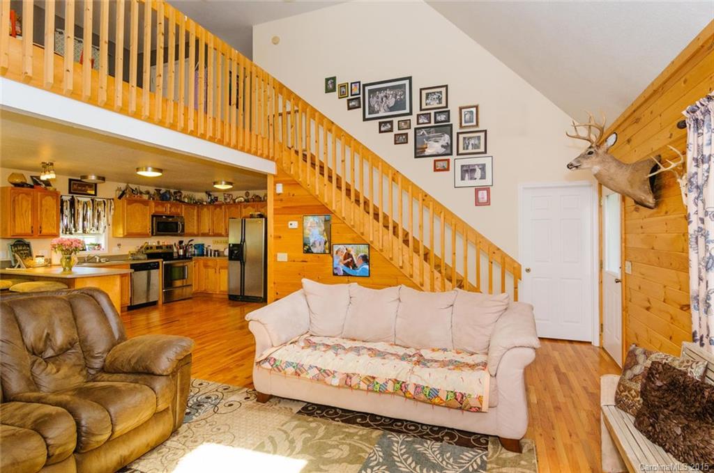 358 Blackberry Ridge Road Burnsville, NC 28714 - Photo 8 of 24 Gallery Image 8