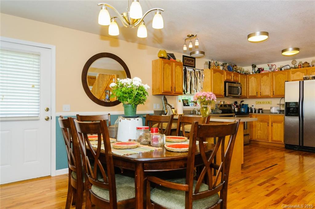 358 Blackberry Ridge Road Burnsville, NC 28714 - Photo 10 of 24 Gallery Image 10