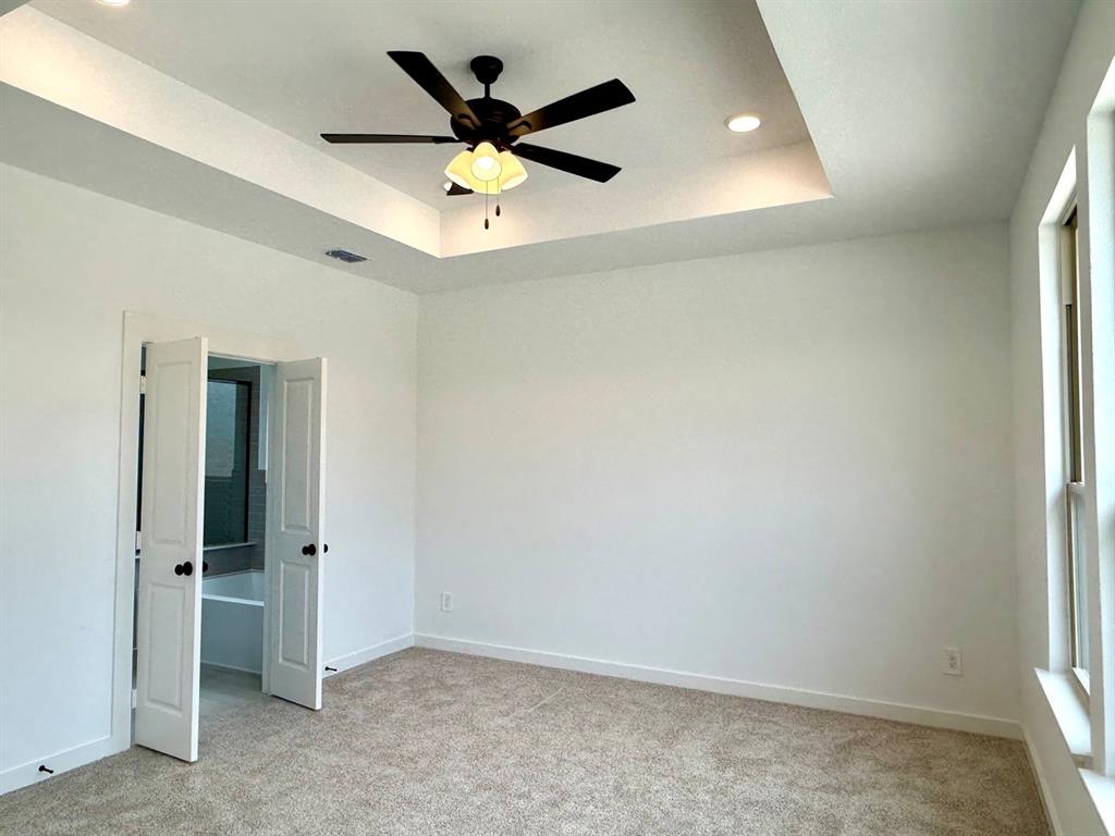 372 Deer Rdg Drive Aledo, TX 76008 - Photo 7 of 24 Granbury primary w tray ceiling