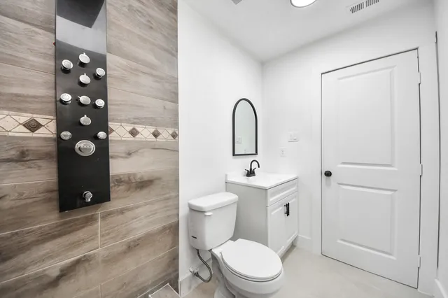 $1,700 | 503 Schilling Avenue, Baytown, TX 77520