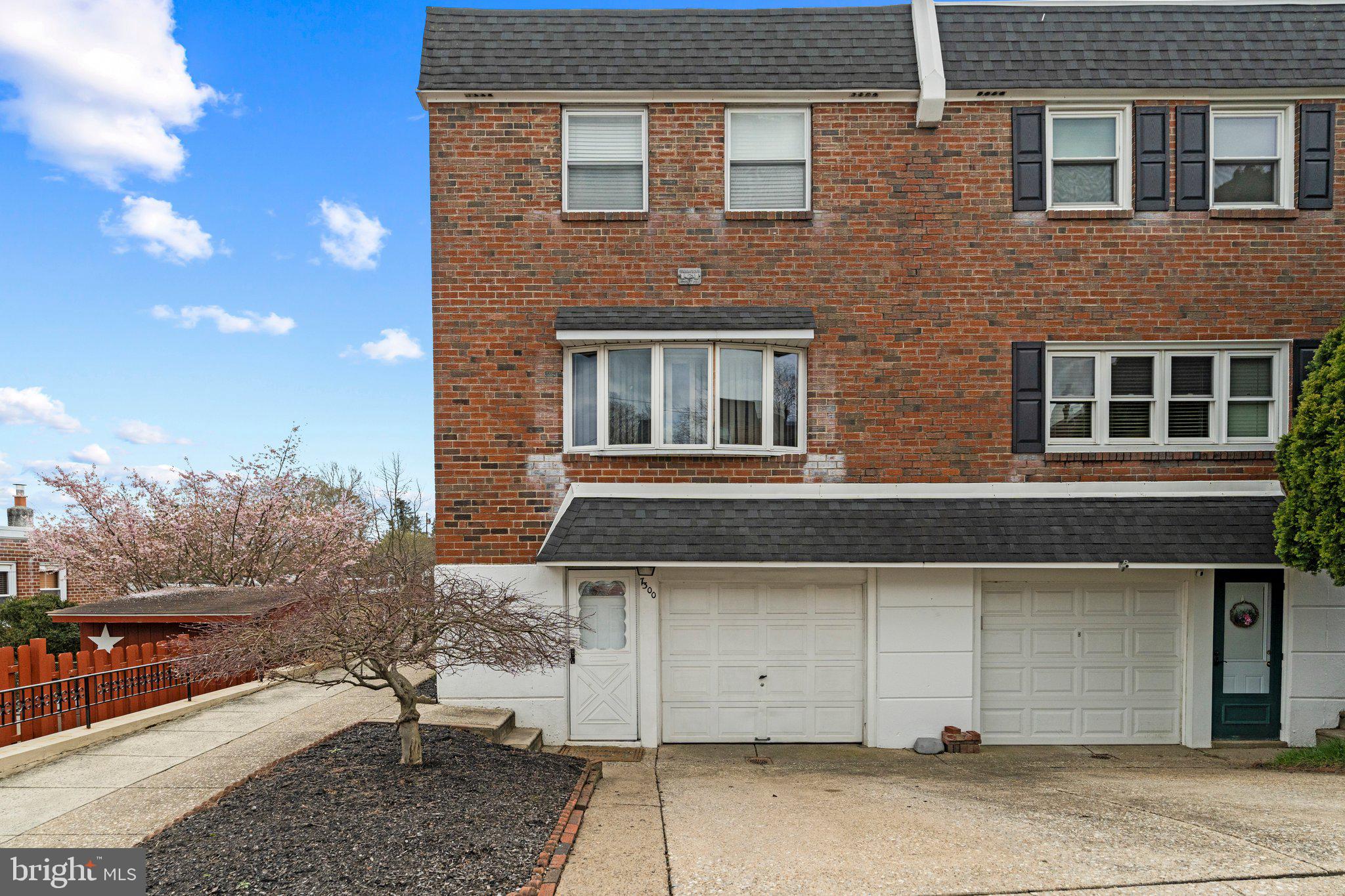 7300 Hill Road Philadelphia, PA 19128 - Photo 1 of 31