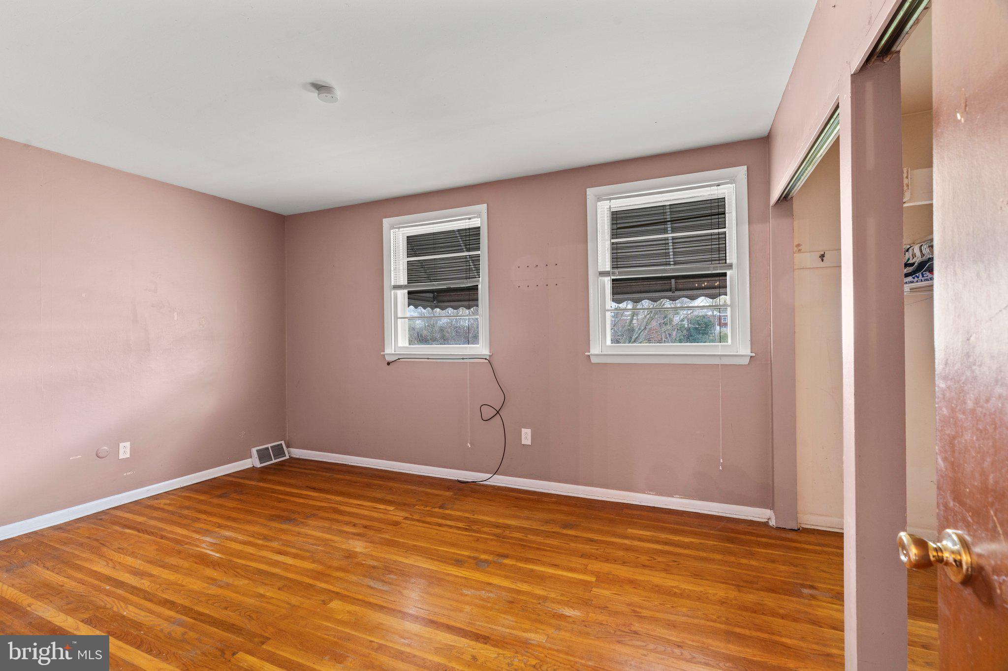 7300 Hill Road Philadelphia, PA 19128 - Photo 12 of 31 Primary Bedroom (Front)