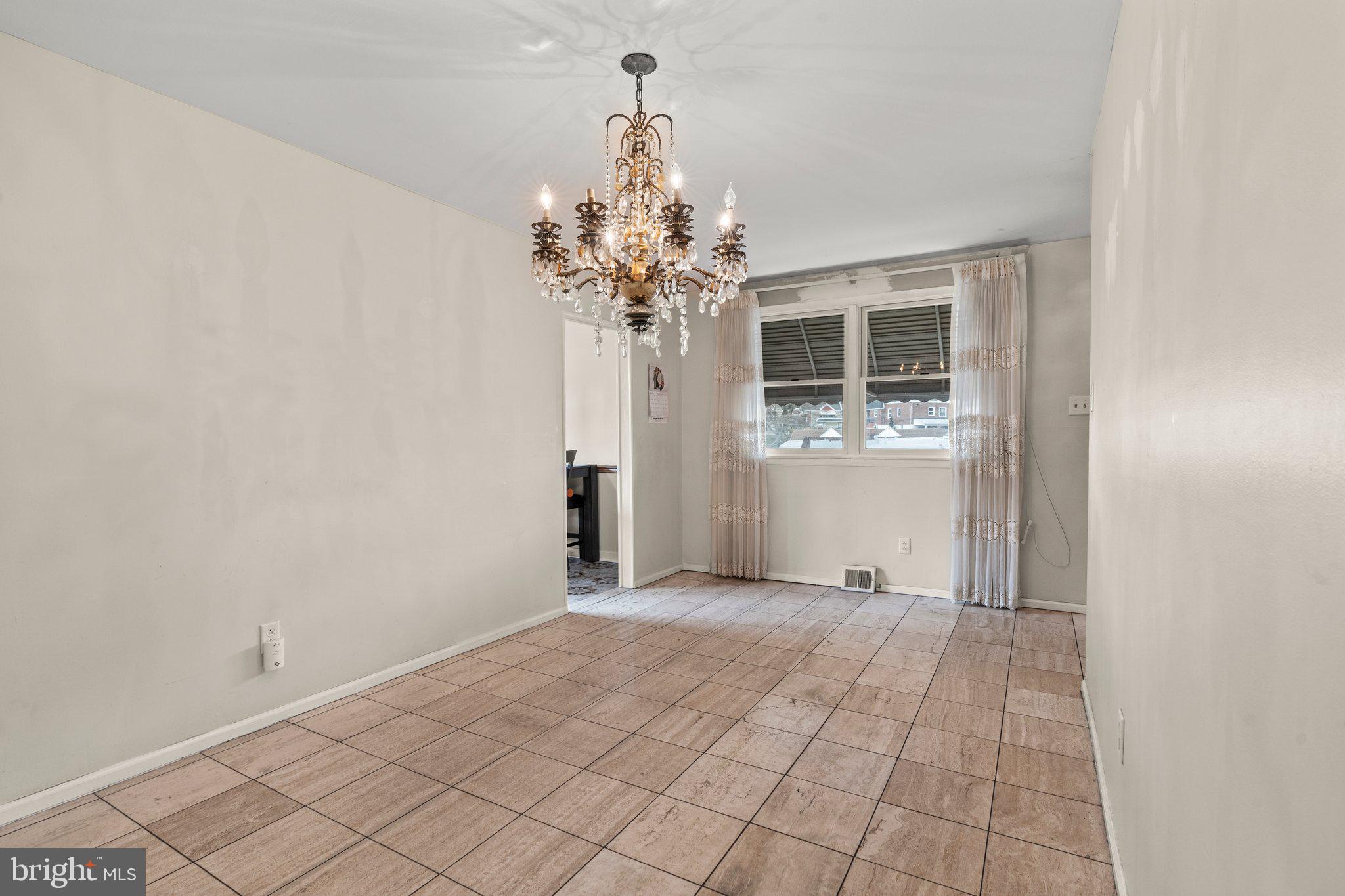 7300 Hill Road Philadelphia, PA 19128 - Photo 7 of 31