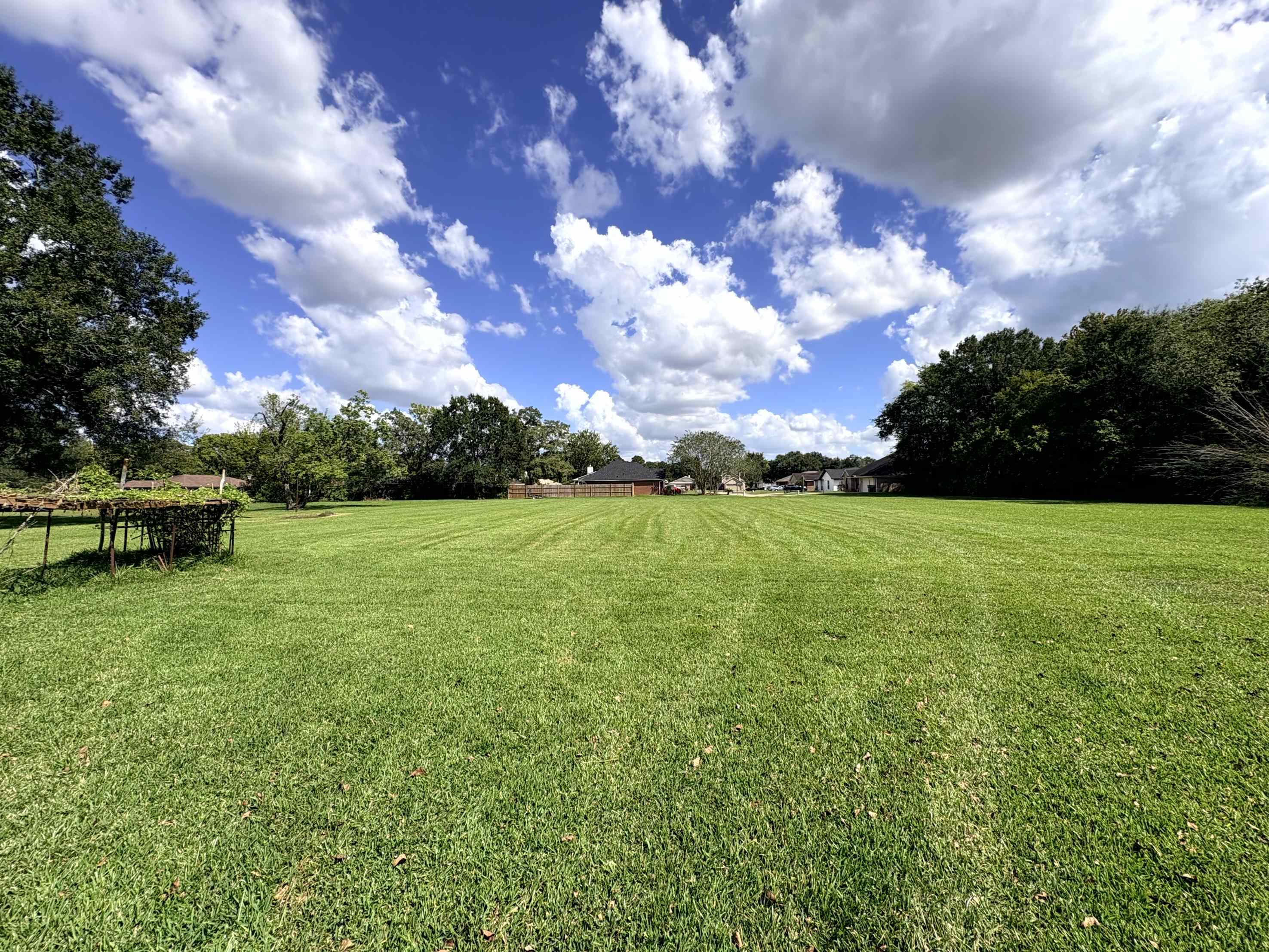 1875 Wescalder Road Beaumont, TX 77707 - Photo 2 of 27