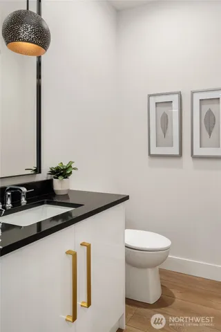 $1,499,000 | 710 Chris David Drive, Steilacoom, WA 98388